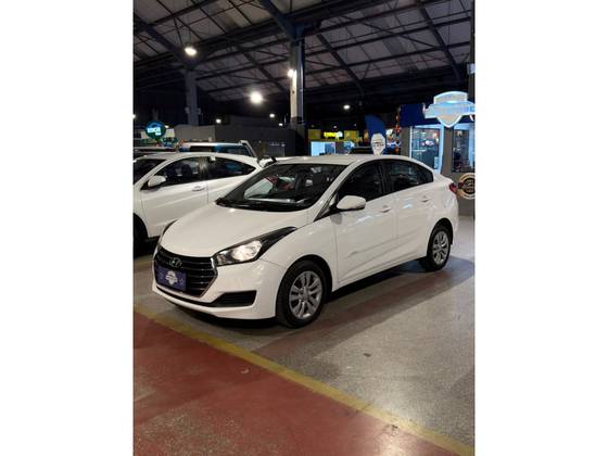 HYUNDAI HB20S 1.6 COMFORT PLUS 16V FLEX 4P AUTOMÁTICO HYUNDAI HB20S 1.6 COMFORT PLUS 16V FLEX 4P AUTOMÁTICO